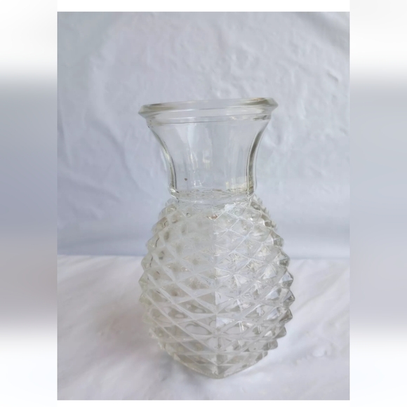 Vintage FTD 1983 Pressed Glass Pineapple Shaped Vase 5 1/2" Tall - Picture 4 of 10